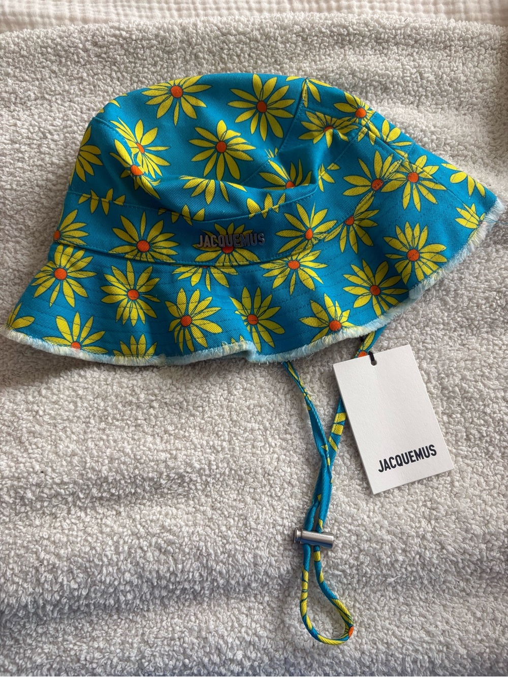 Jacquemus Blue Bucket Hat with Yellow Daisy Print - Brand New Without Tag